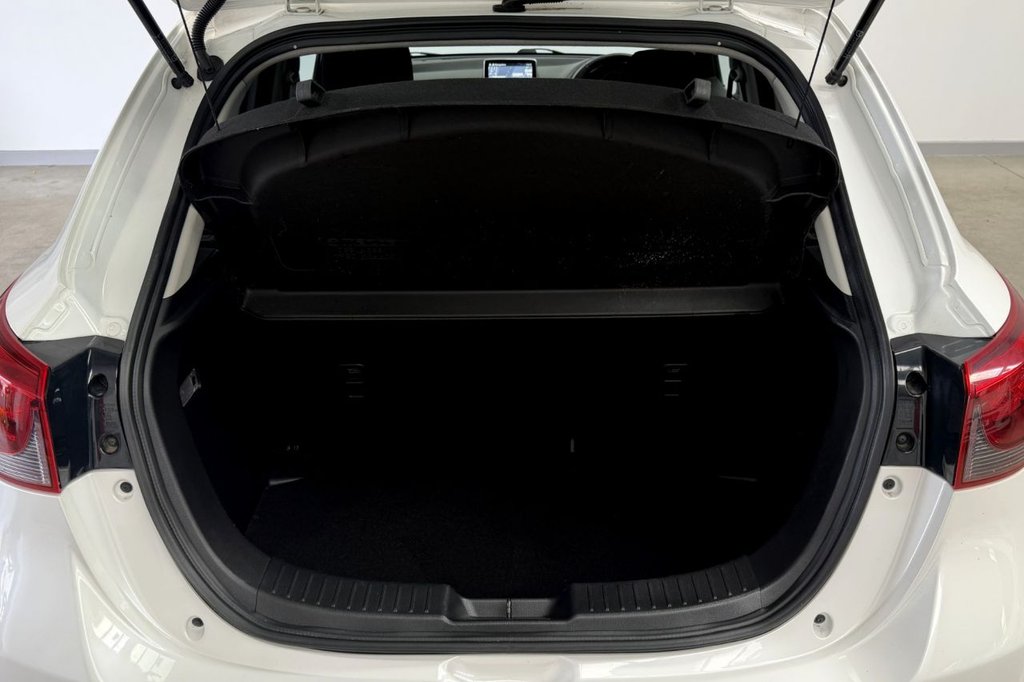 Used Mazda Mazda2 2017 for sale - 78056504: Photo 27