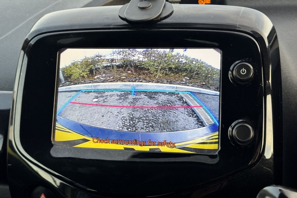 Used Toyota AYGO 2017 for sale - 76406894: Photo 10