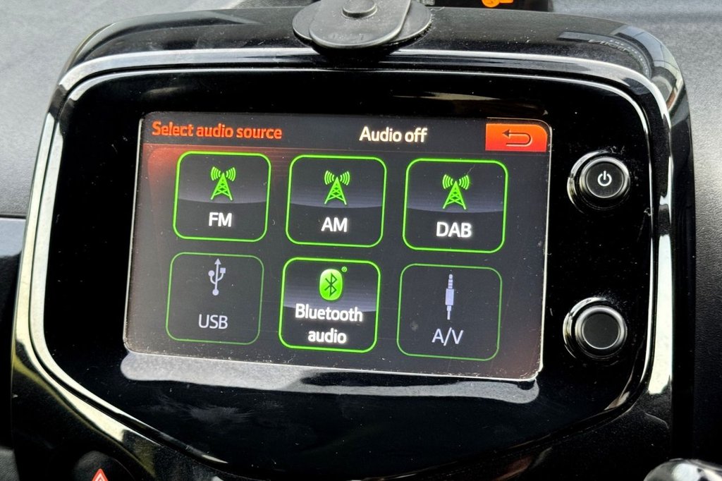 Used Toyota AYGO 2017 for sale - 76406894: Photo 11