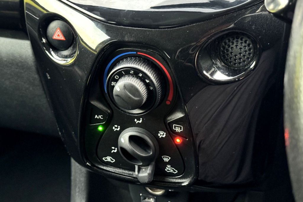 Used Toyota AYGO 2017 for sale - 76406894: Photo 16