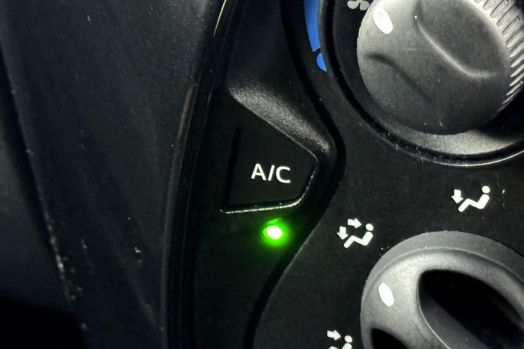 Used Toyota AYGO 2017 for sale - 76406894: Photo 17