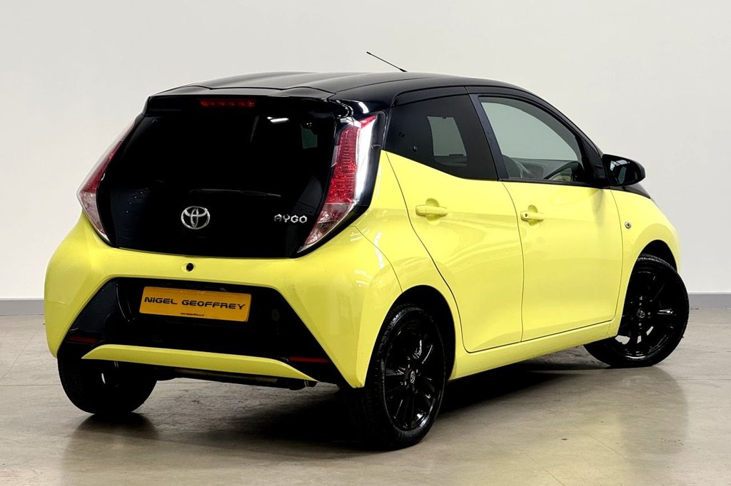 Used Toyota AYGO 2017 for sale - 76406894: Photo 2