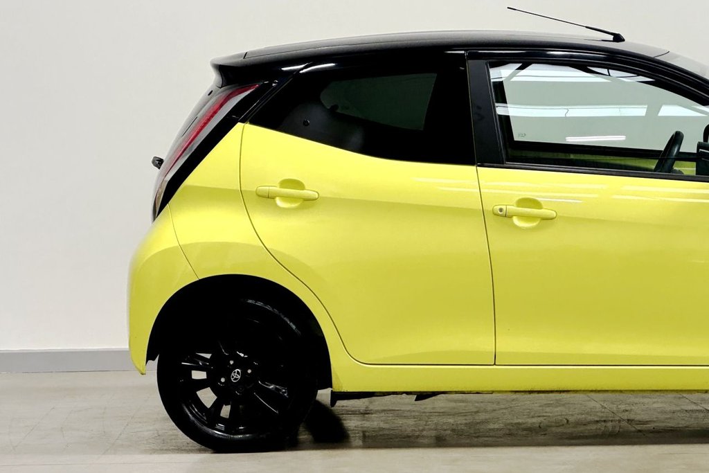 Used Toyota AYGO 2017 for sale - 76406894: Photo 30