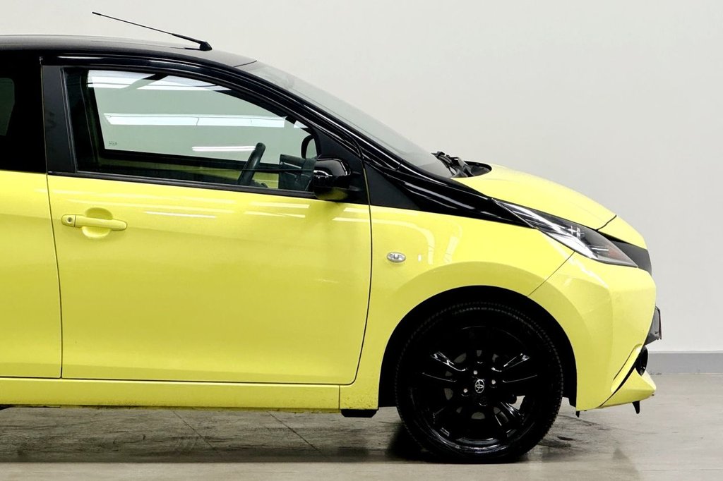 Used Toyota AYGO 2017 for sale - 76406894: Photo 31