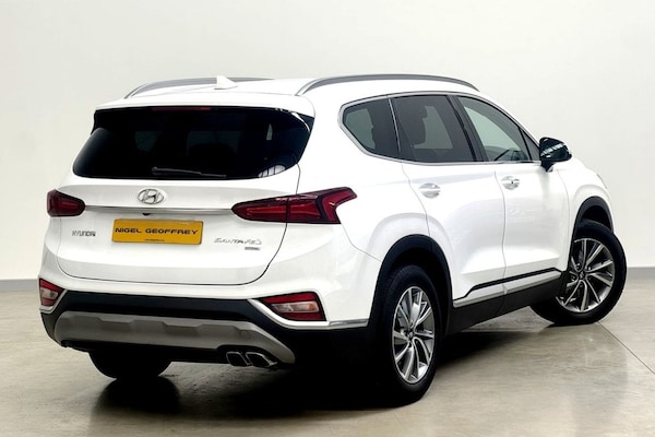 Used Hyundai Santa Fe 2018 for sale - 75346855: Photo 6