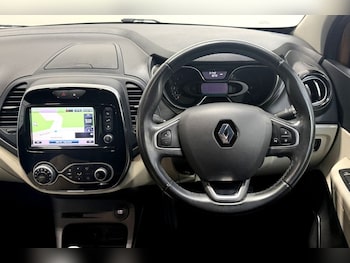 Used Renault Captur 2019 for sale - 78377018: Photo