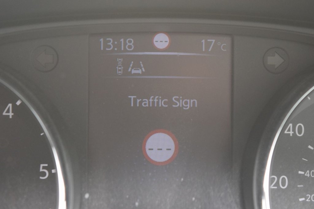 Used Nissan Qashqai 2017 for sale - 76172917: Photo 19