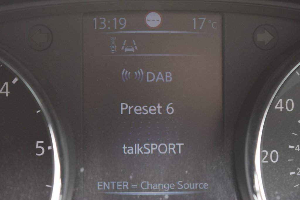 Used Nissan Qashqai 2017 for sale - 76172917: Photo 20