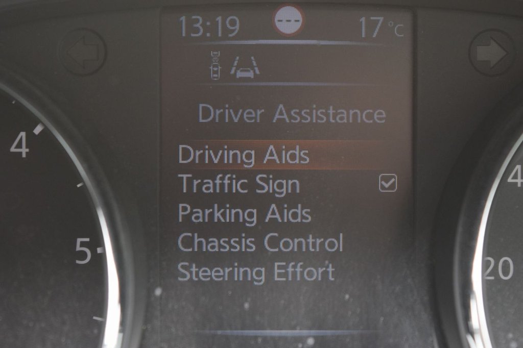 Used Nissan Qashqai 2017 for sale - 76172917: Photo 23