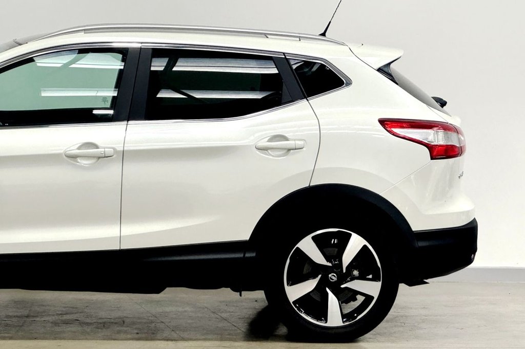 Used Nissan Qashqai 2017 for sale - 76172917: Photo 46