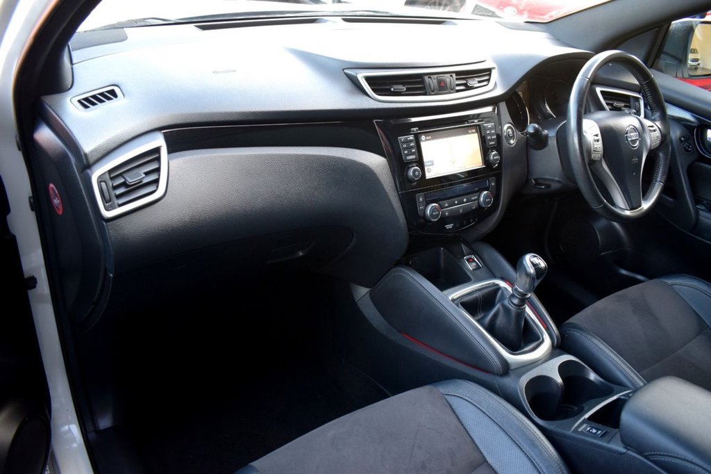 Used Nissan Qashqai 2017 for sale - 76172917: Photo 8