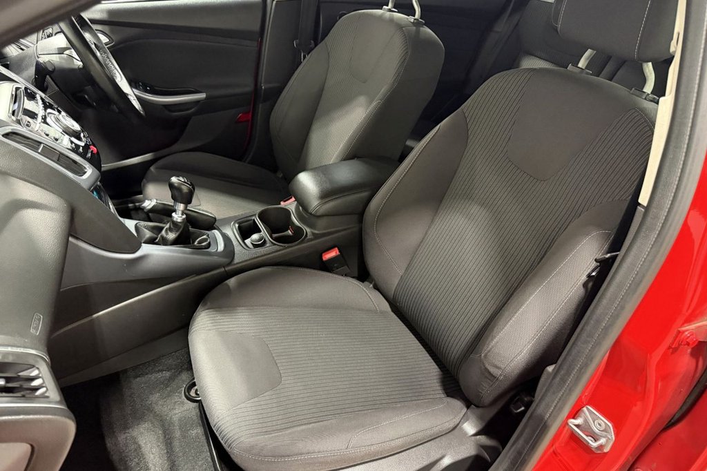 Used Ford Focus 2014 for sale - 77226848: Photo 9