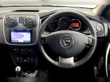 Used Dacia Logan MCV 2015 for sale - 77920505: Photo