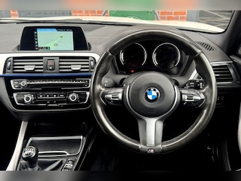 Used BMW 1 Series 2019 for sale - 76147997: Photo