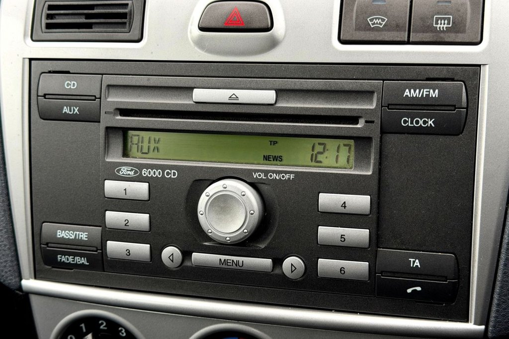 Used Ford Fiesta 2007 for sale - 76711624: Photo 11