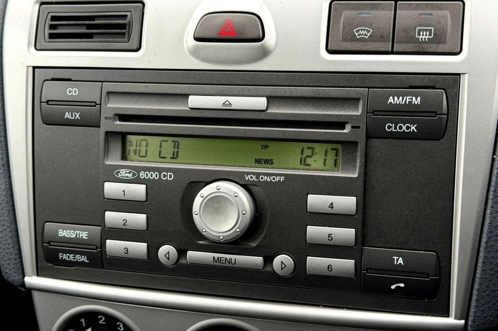 Used Ford Fiesta 2007 for sale - 76711624: Photo 12