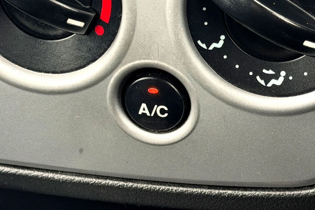 Used Ford Fiesta 2007 for sale - 76711624: Photo 14