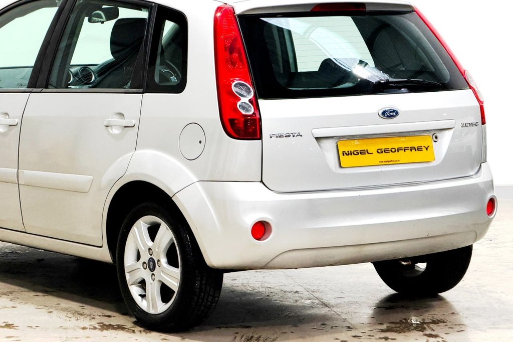 Used Ford Fiesta 2007 for sale - 76711624: Photo 25