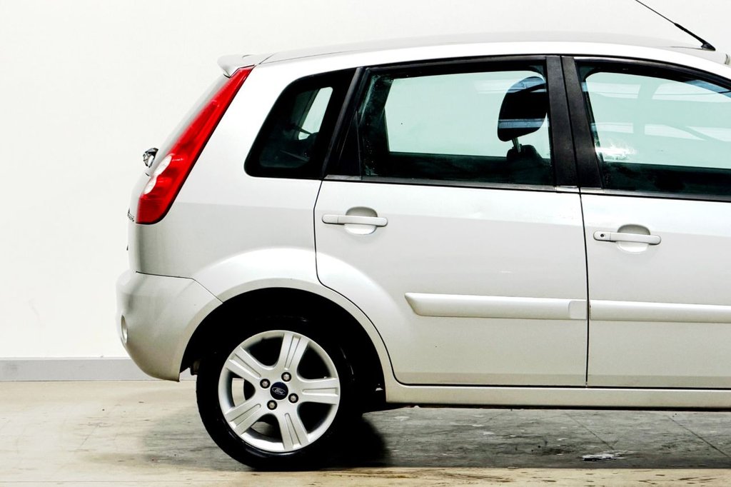 Used Ford Fiesta 2007 for sale - 76711624: Photo 28