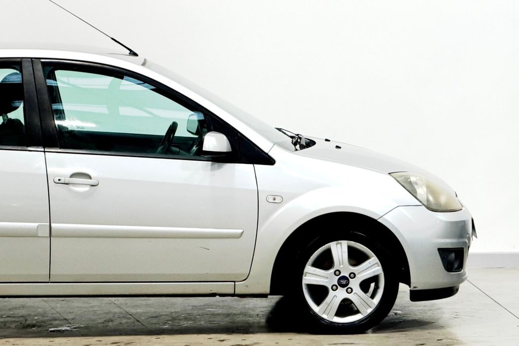 Used Ford Fiesta 2007 for sale - 76711624: Photo 29