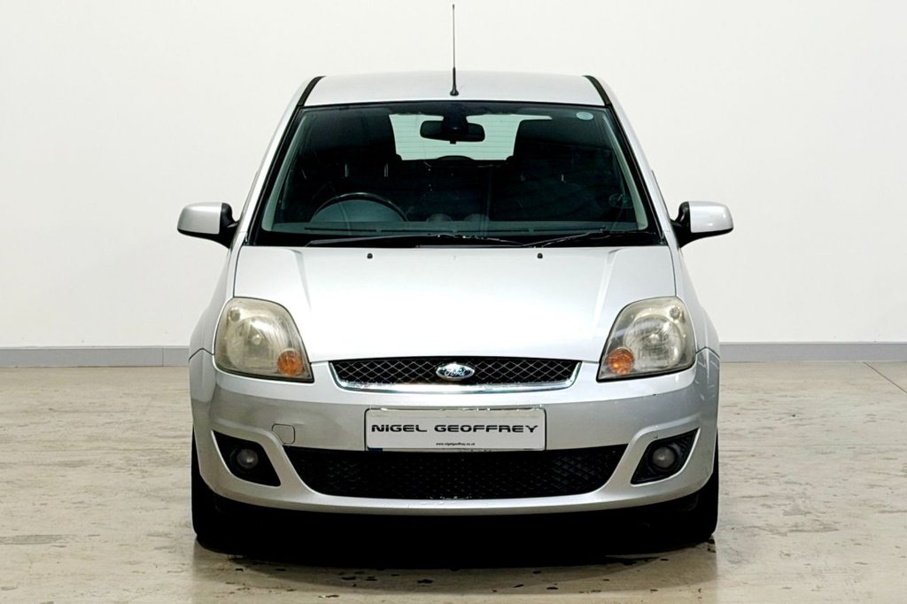 Used Ford Fiesta 2007 for sale - 76711624: Photo 32