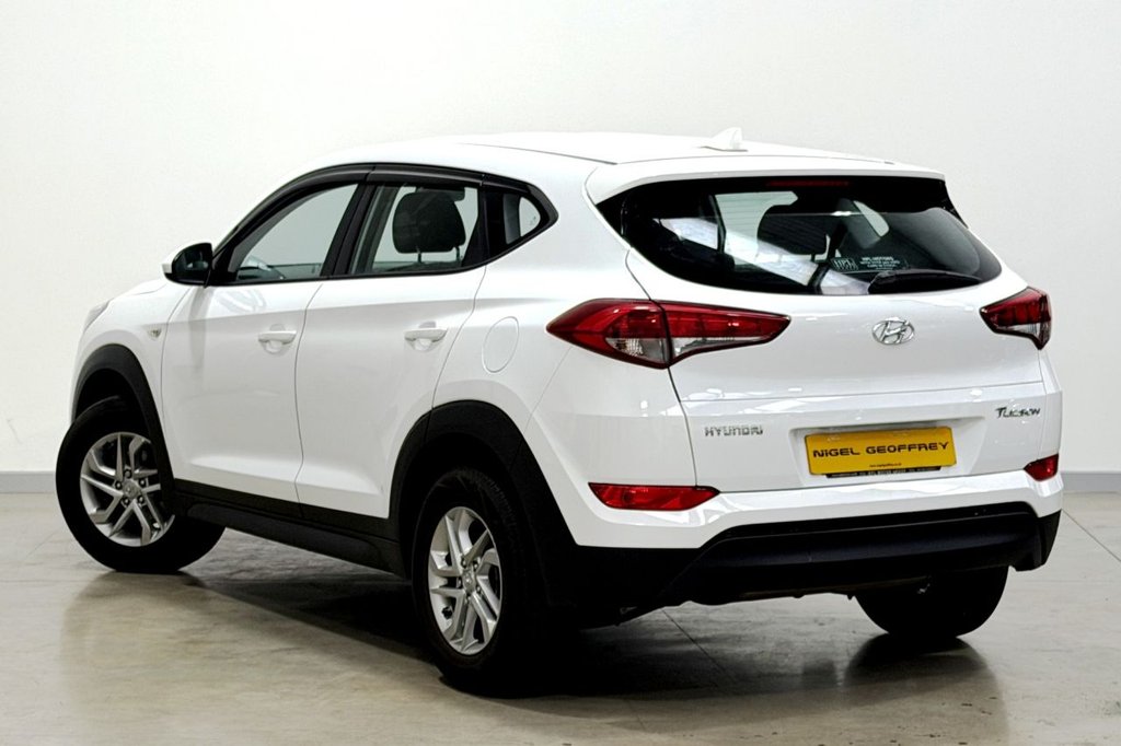 Used Hyundai TUCSON 2016 for sale - 76986194: Photo 2