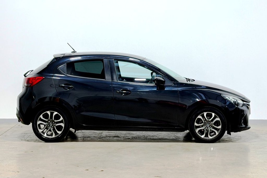 Used Mazda Mazda2 2016 for sale - 77394618: Photo 7