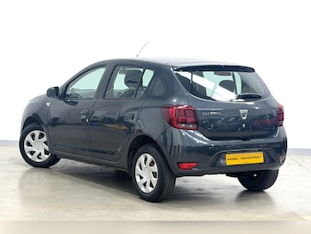 Used Dacia Sandero 2020 for sale - 78377002: Photo