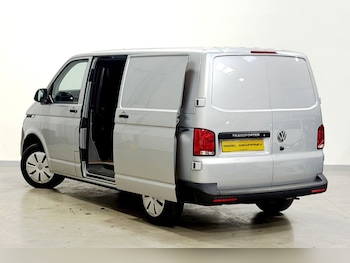 Used Volkswagen Transporter 2022 for sale - 78377014: Photo
