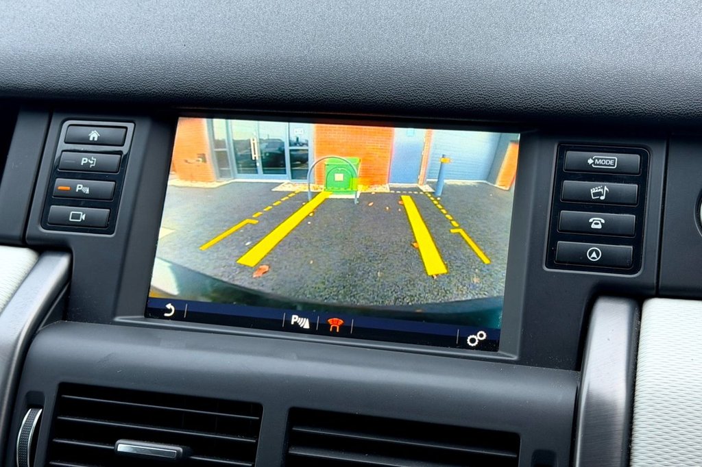 Used Land Rover Discovery Sport 2018 for sale - 76751131: Photo 11