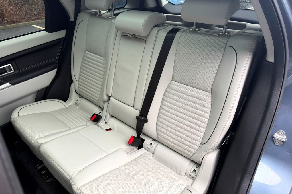 Used Land Rover Discovery Sport 2018 for sale - 76751131: Photo 29