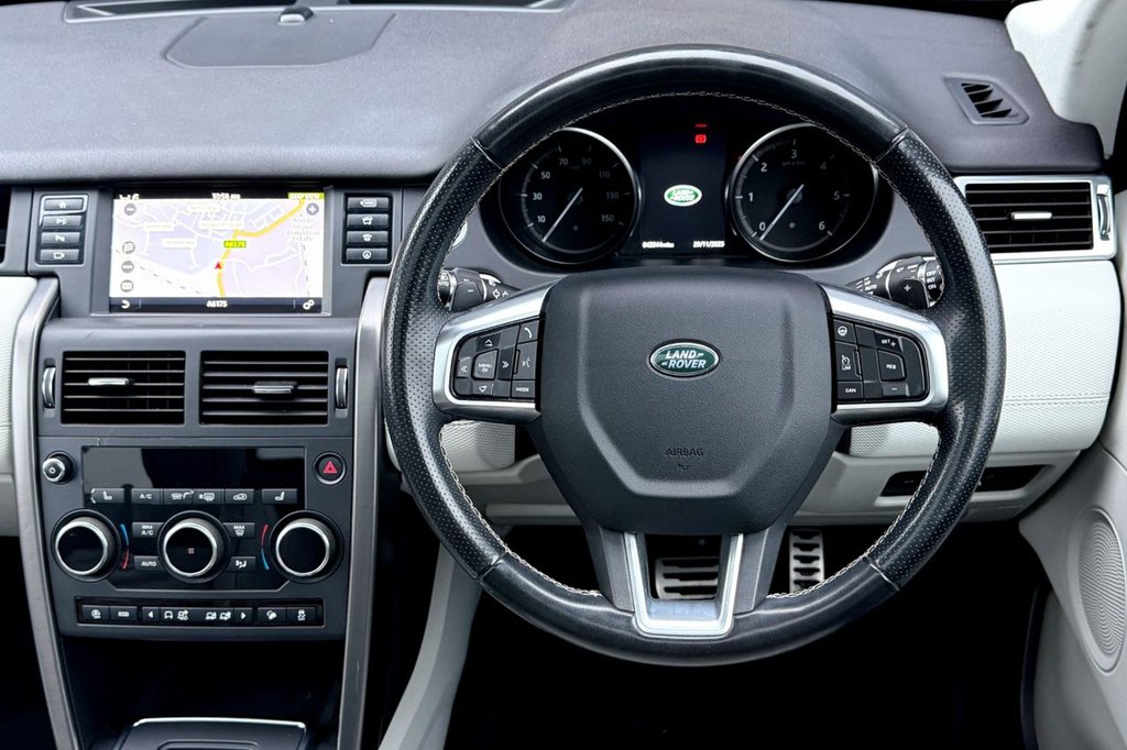 Used Land Rover Discovery Sport 2018 for sale - 76751131: Photo 3