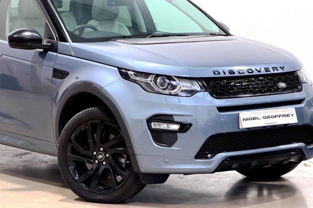 Used Land Rover Discovery Sport 2018 for sale - 76751131: Photo 32