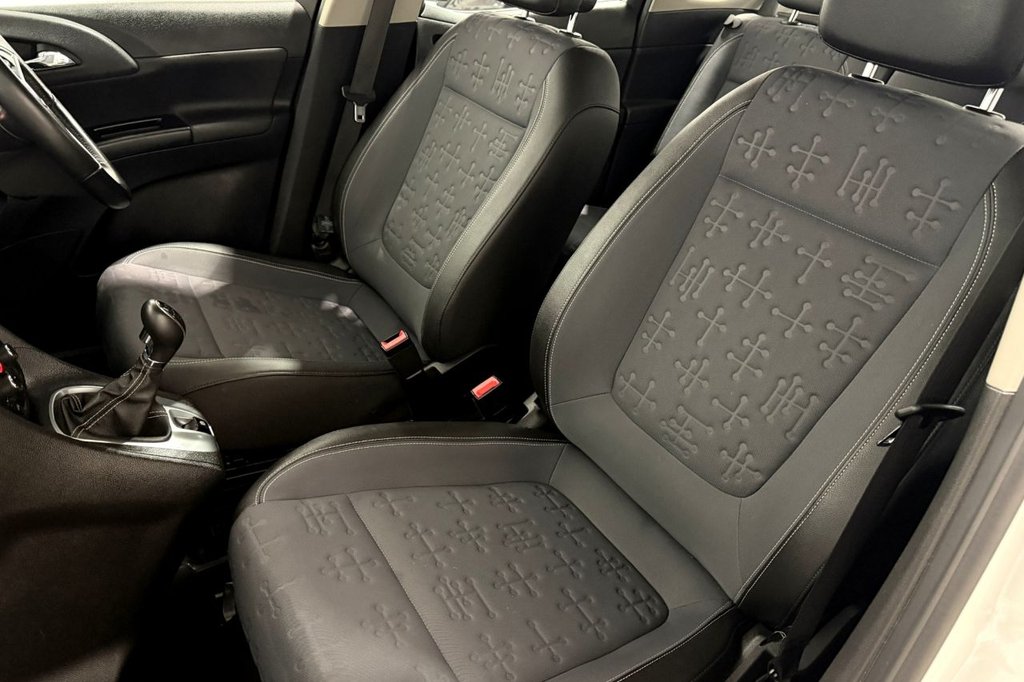 Used Vauxhall Meriva 2016 for sale - 76986148: Photo 11