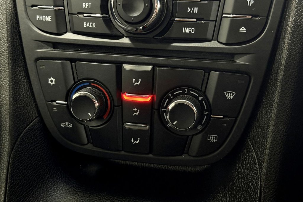 Used Vauxhall Meriva 2016 for sale - 76986148: Photo 20