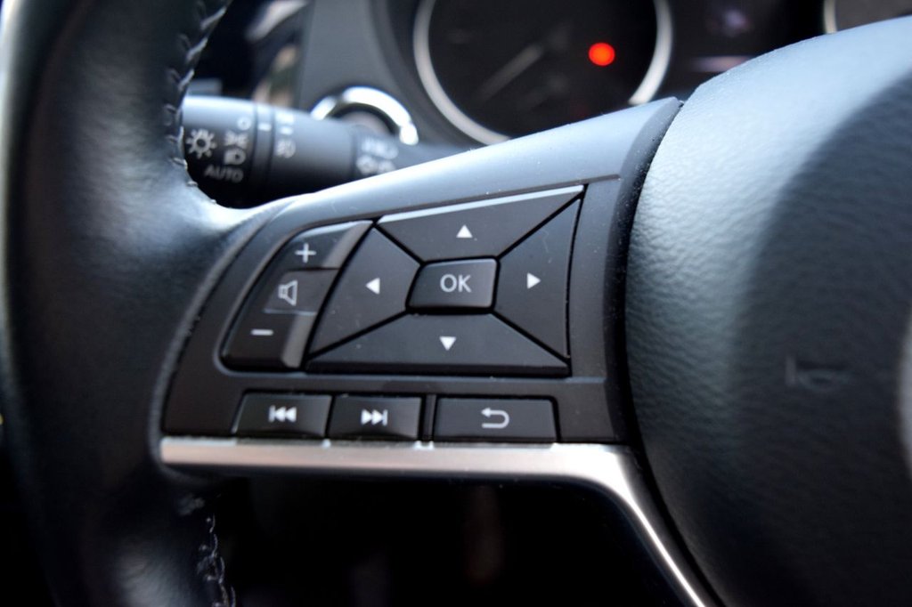 Used Nissan Qashqai 2018 for sale - 76235993: Photo 18