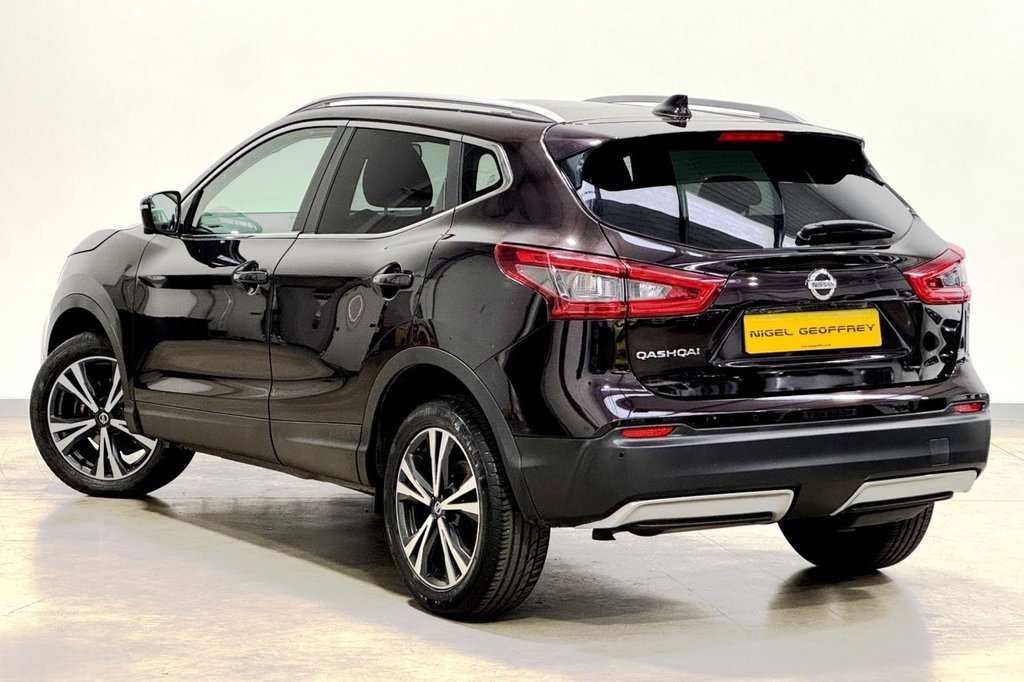 Used Nissan Qashqai 2018 for sale - 76235993: Photo 2