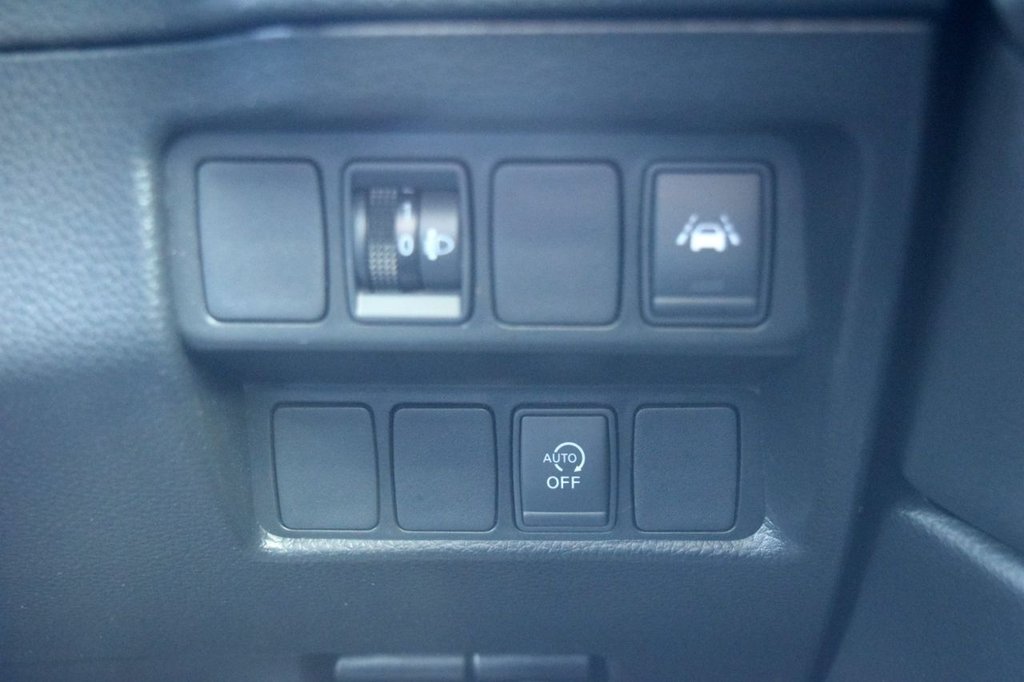 Used Nissan Qashqai 2018 for sale - 76235993: Photo 26