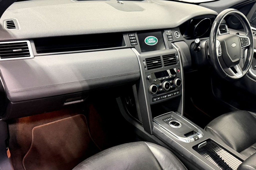 Used Land Rover Discovery Sport 2018 for sale - 77276147: Photo 9