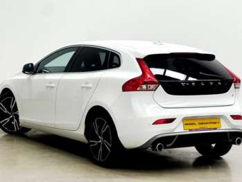 Used Volvo V40 2016 for sale - 75149718: Photo