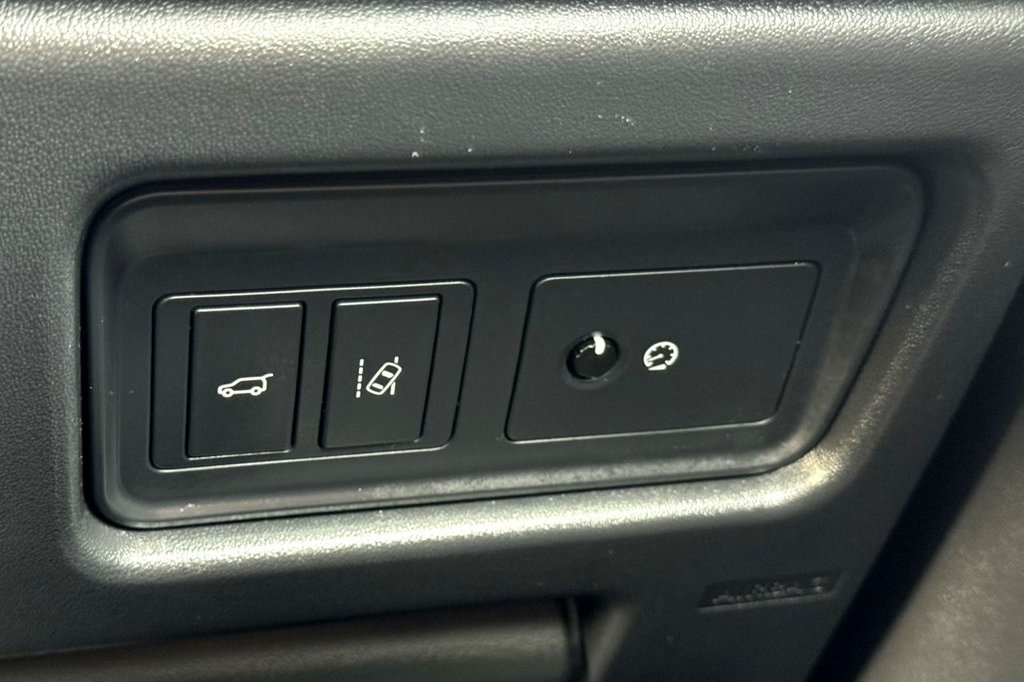 Vehicle 33