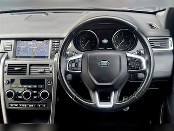 Used Land Rover Discovery Sport 2018 for sale - 75346842: Photo
