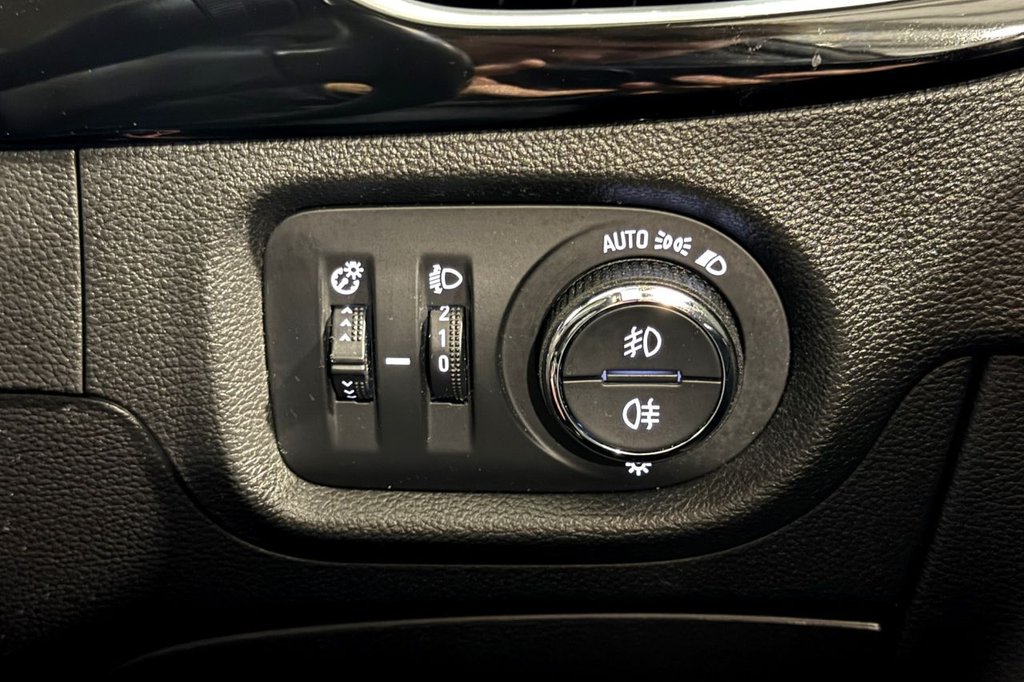 Used Vauxhall Astra 2018 for sale - 76950716: Photo 21