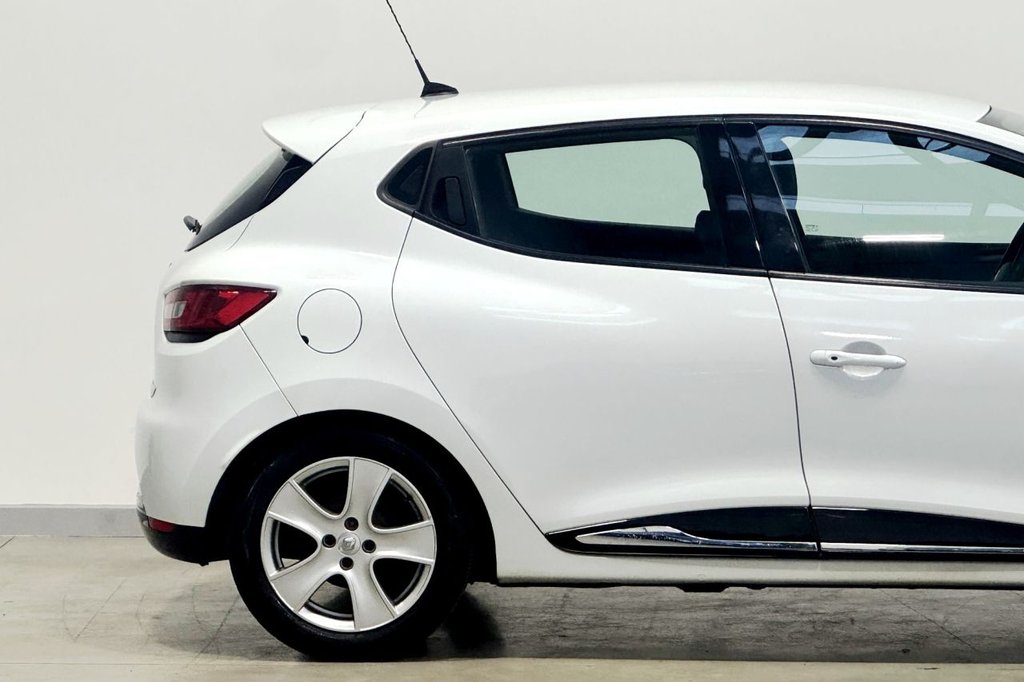 Used Renault Clio 2014 for sale - 76417279: Photo 31