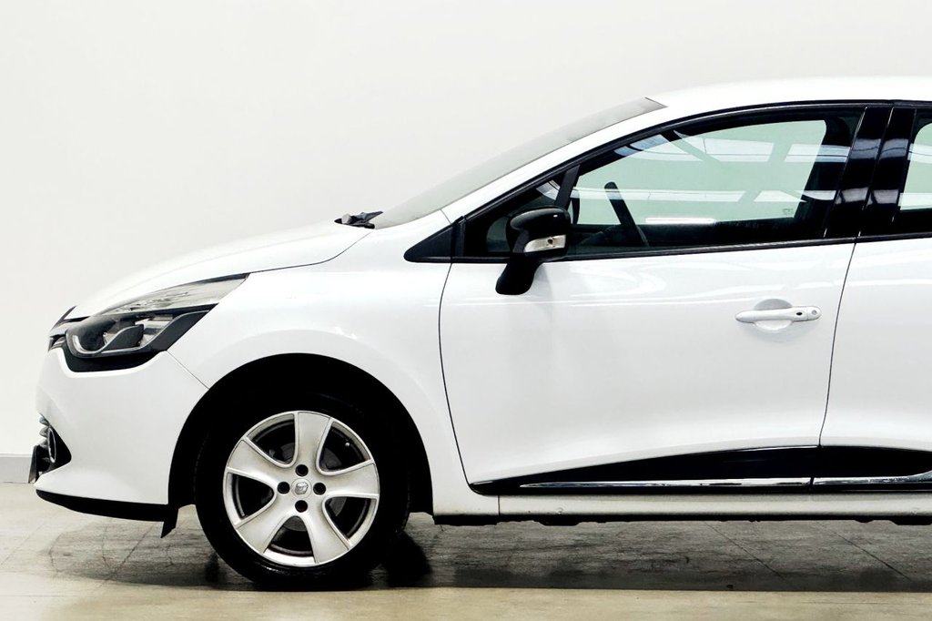 Used Renault Clio 2014 for sale - 76417279: Photo 33