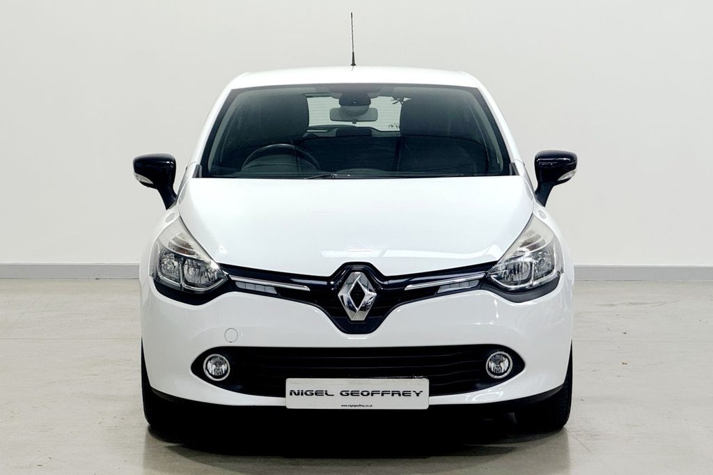 Used Renault Clio 2014 for sale - 76417279: Photo 35