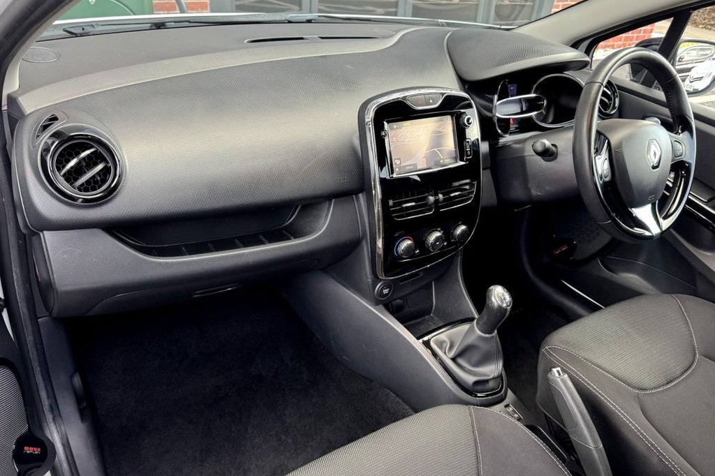 Used Renault Clio 2014 for sale - 76417279: Photo 8