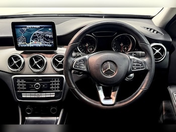 Used Mercedes-Benz GLA 2019 for sale - 78377007: Photo