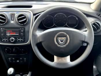 Used Dacia Sandero Stepway 2016 for sale - 74721994: Photo