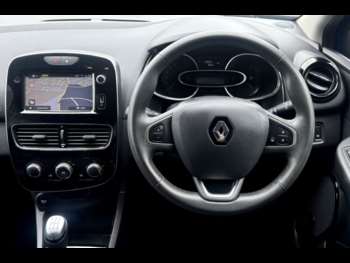 Used Renault Clio 2018 for sale - 74581156: Photo